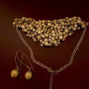Vintage necklace and drop earrings